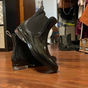 NWOT Rubber Rain Boots for Spring